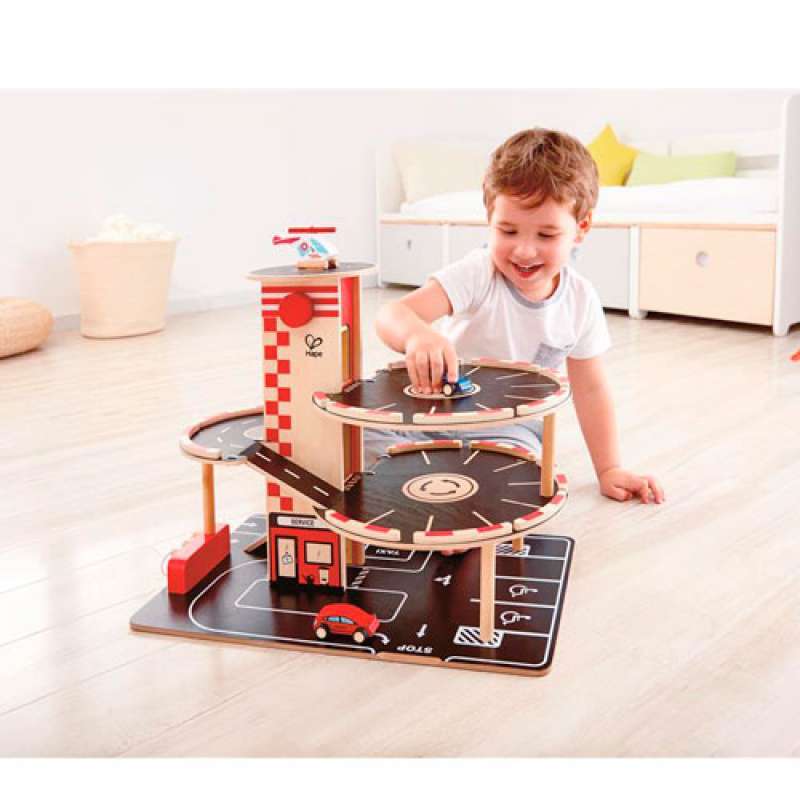 GARAGE PER BAMBINI HAPE